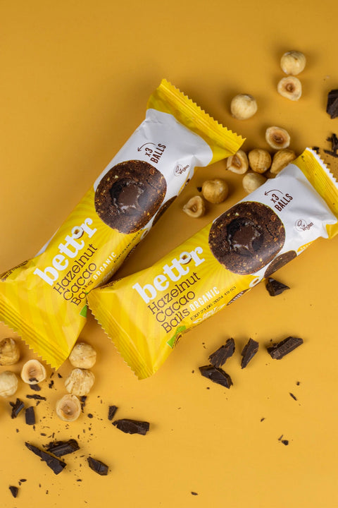 Ekologiški vaisių rutuliukai su lazdyno riešutų ir kakavos įdaru