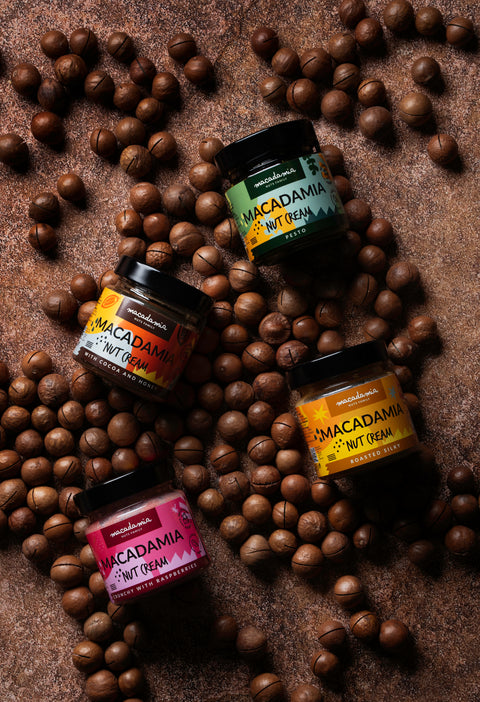 Makadamijų riešutų kremas su AVIETĖMIS